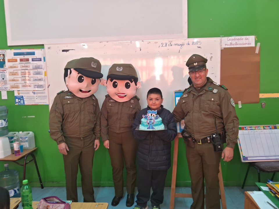 /copiapo-carabineros-apoya-diversos-sectores-de-la-comunidad