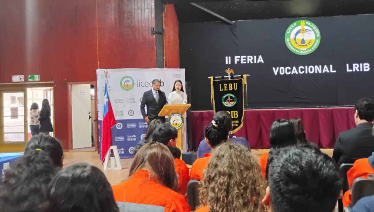 /liceo-polivalente-dr-rigoberto-iglesias-bastias-realizo-su-segunda-feria